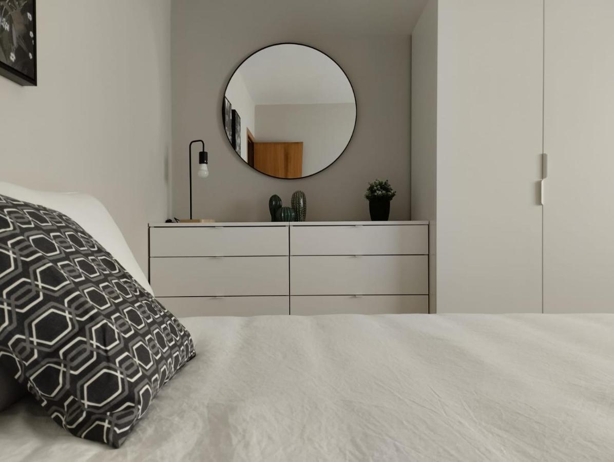 Apartamento Vacacional Понтеведра Екстериор снимка